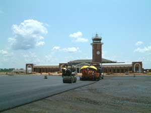 Gordon Blacktopping Service provides quality asphalt construction, pavement marking and overlays for new construction.